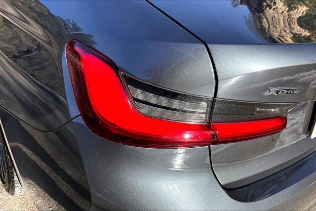 Used 2019 BMW 330i xDrive Sedan w/ Convenience Package image 23