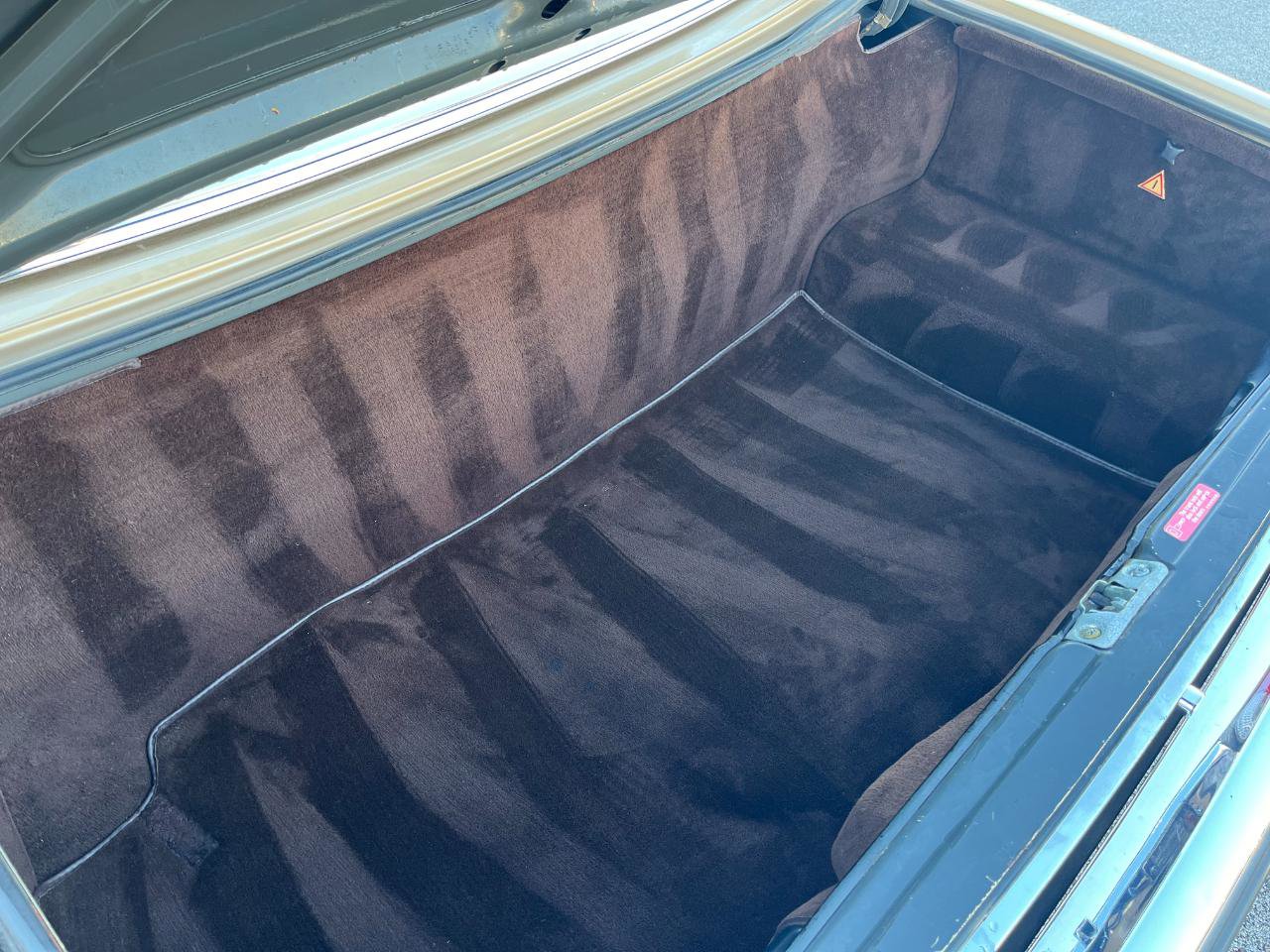 Used 1987 Mercedes-Benz 560 SL image 41