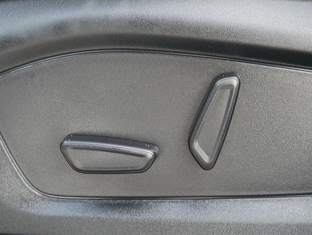 Used 2023 Ford Explorer AWD image 13