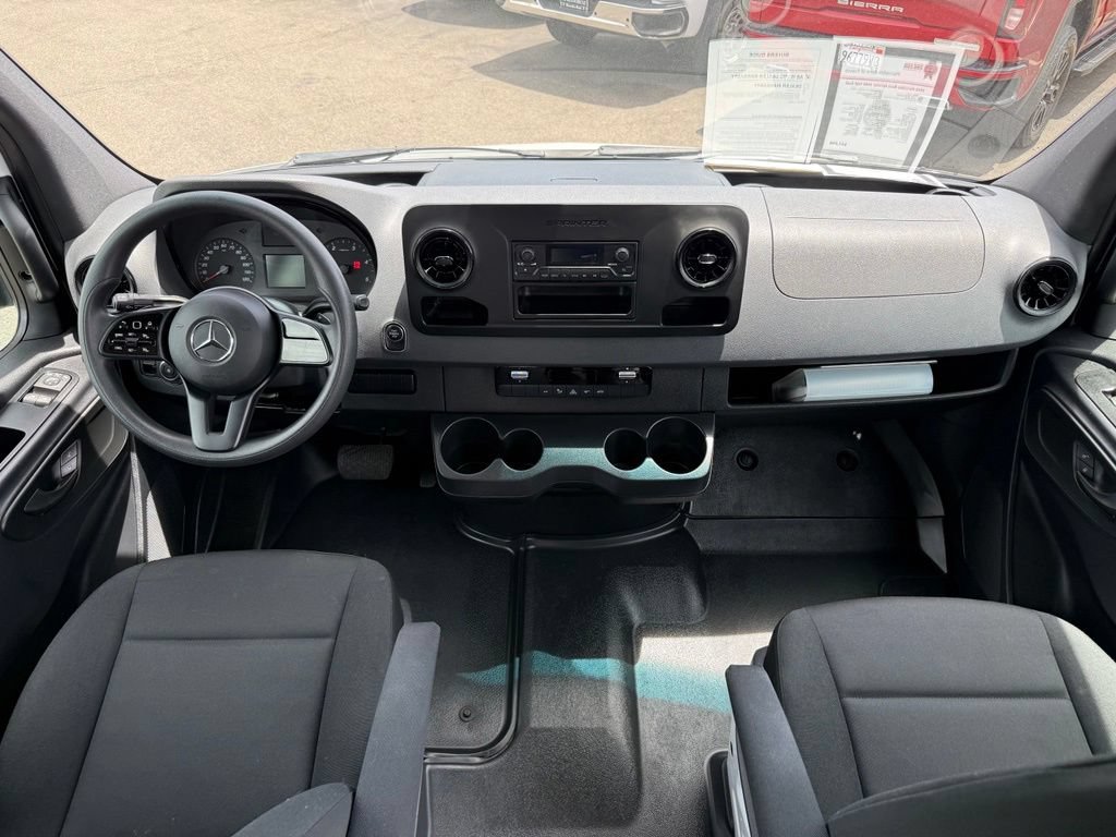 Used 2020 Mercedes-Benz Sprinter 2500 image 10