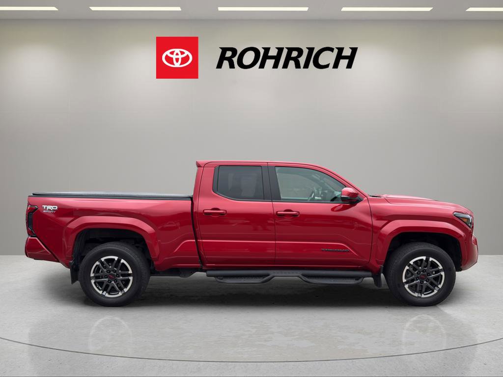 Used 2024 Toyota Tacoma TRD Sport w/ TRD Sport Upgrade Package AWD/4WD image 5