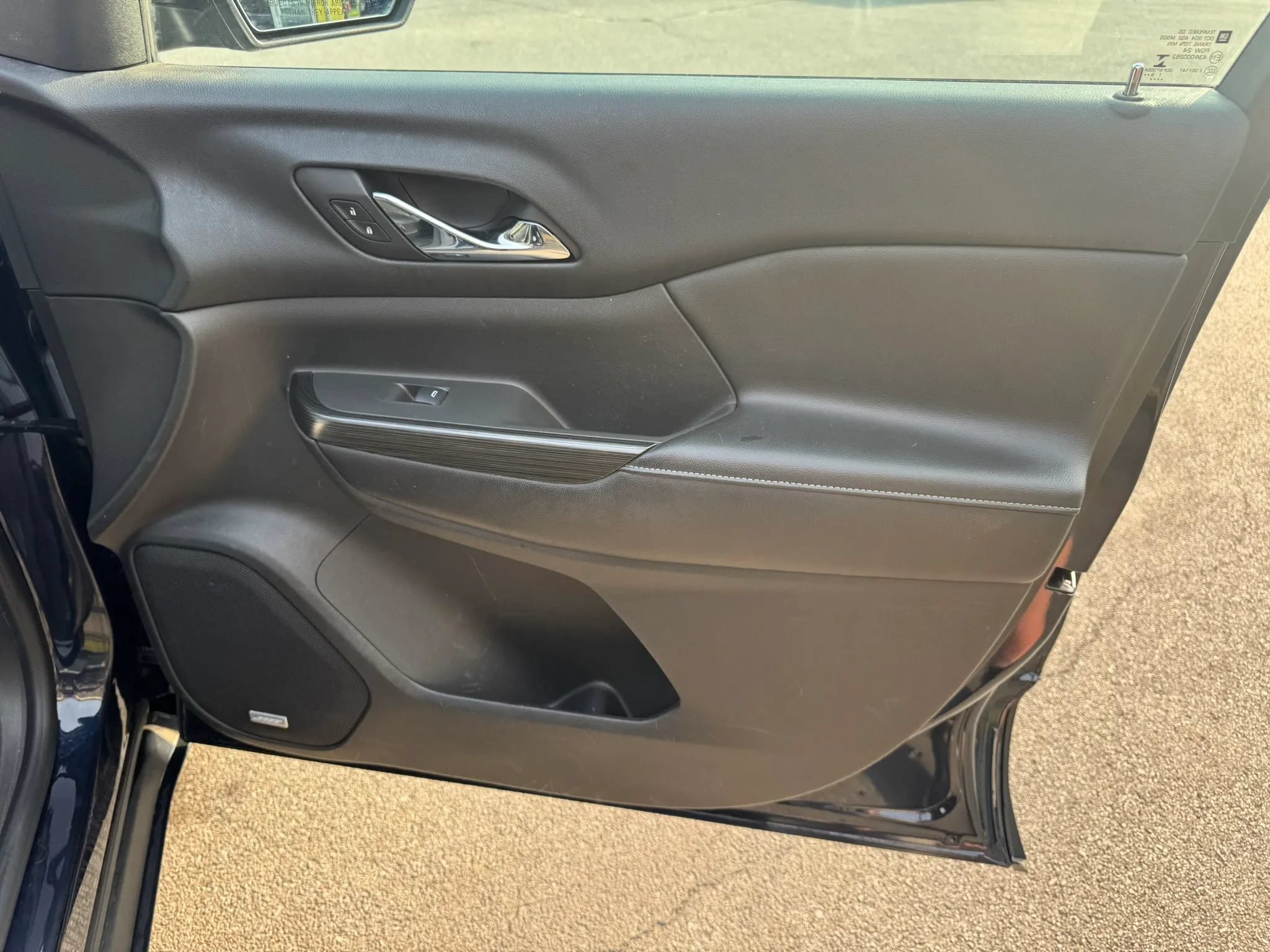 Used 2017 GMC Acadia SLT FWD image 23
