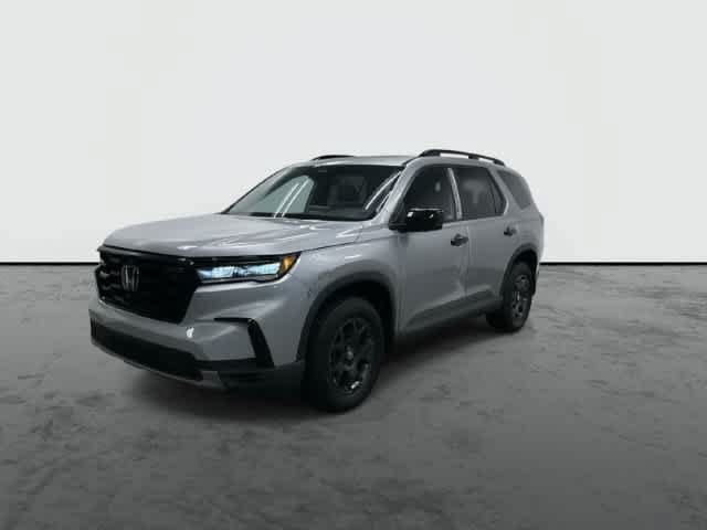 Certified 2025 Honda Pilot TrailSport image 7