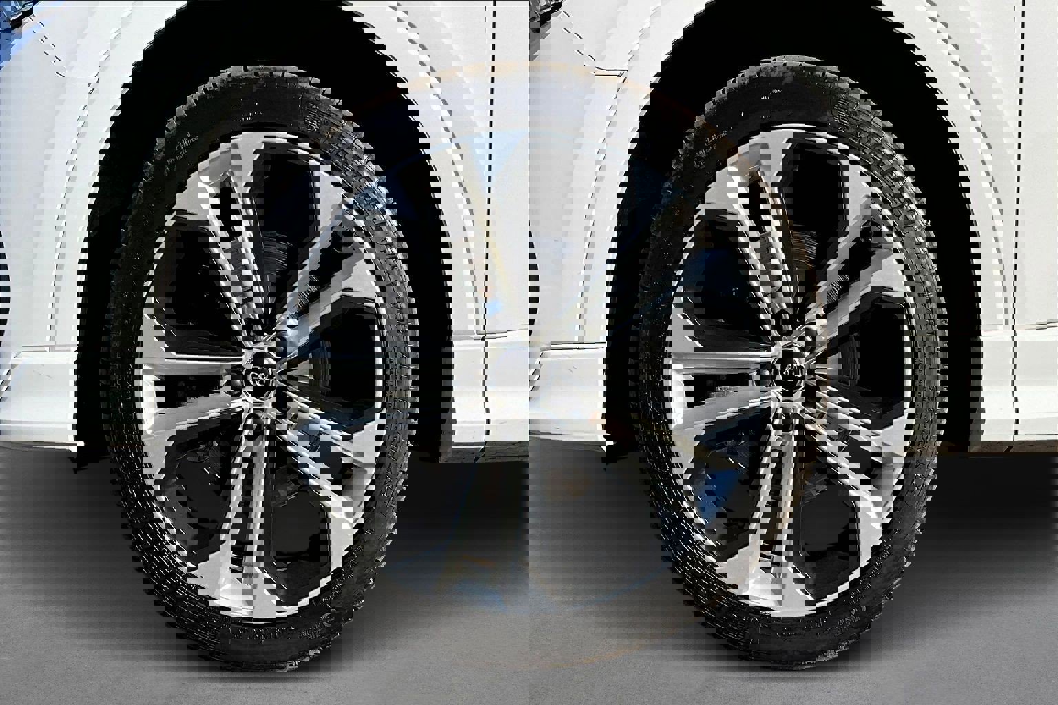 Used 2019 Audi Q3 2.0T Premium Plus image 8