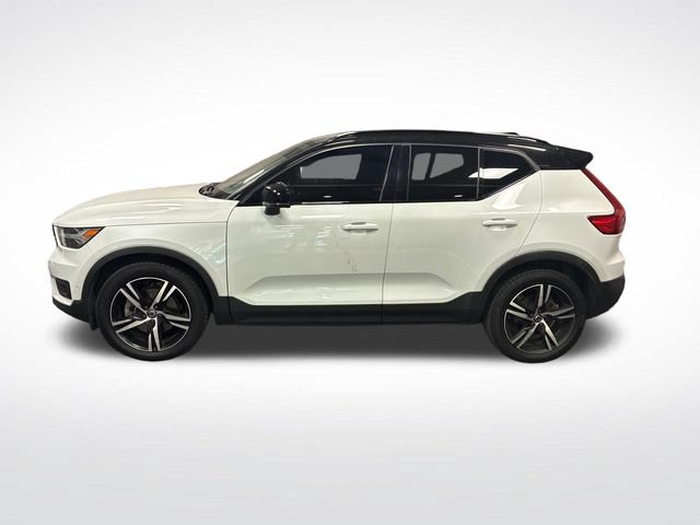 Used 2019 Volvo XC40 T5 R-Design AWD/4WD image 2