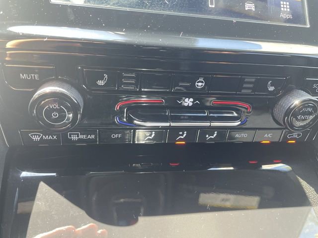 Used 2021 Jeep Grand Cherokee L Laredo image 35