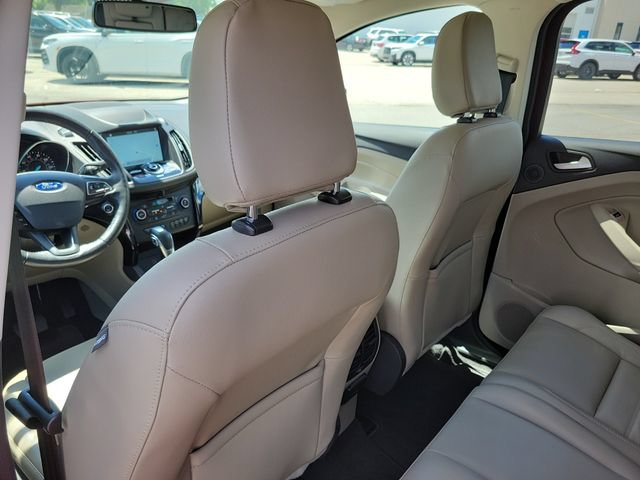 Used 2019 Ford Escape Titanium AWD/4WD image 25