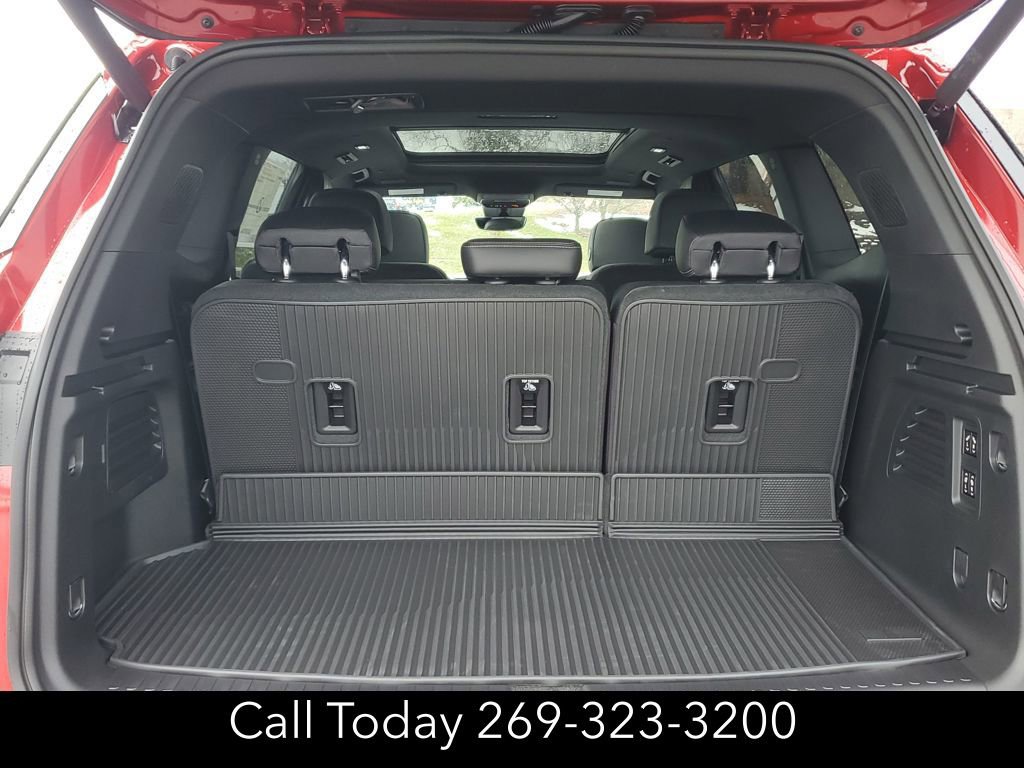 New 2026 Buick Enclave Avenir image 29