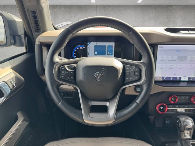 Used 2023 Ford Bronco Wildtrak image 21