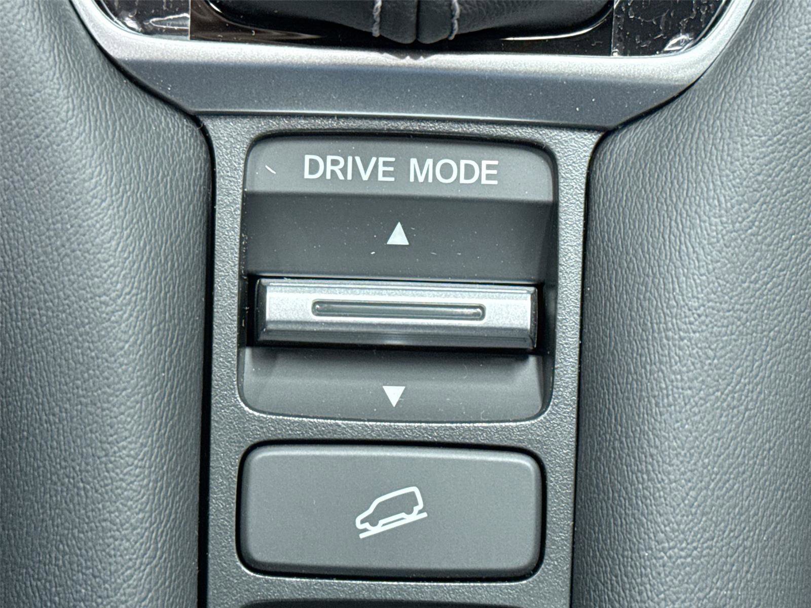 New 2026 Honda HR-V EX-L image 22