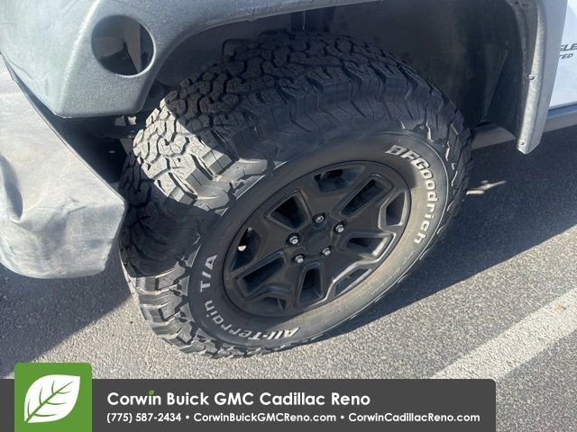 Used 2015 Jeep Wrangler Unlimited Sport image 33