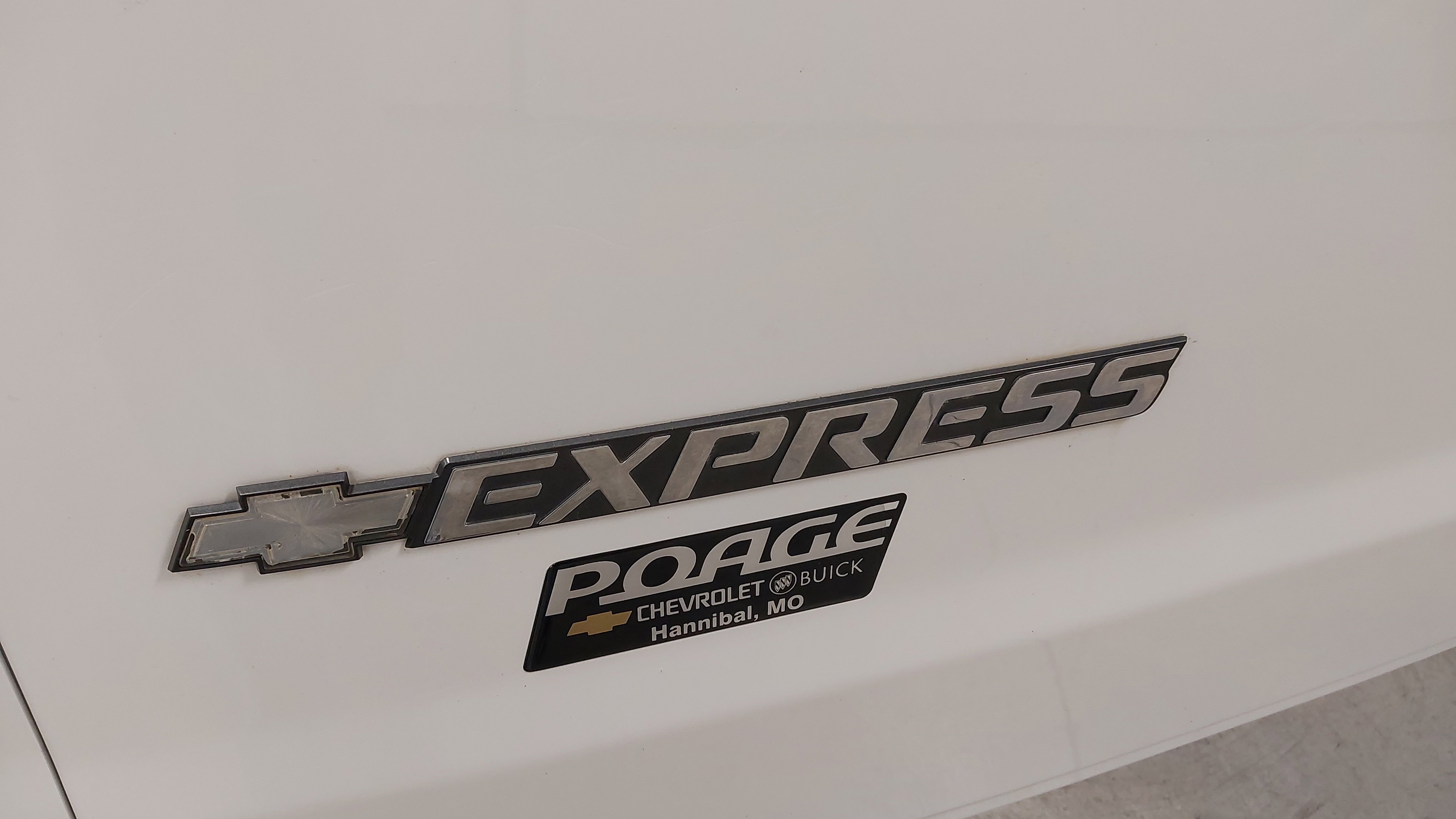 Used 2020 Chevrolet Express 2500 w/ Driver Convenience Package image 31