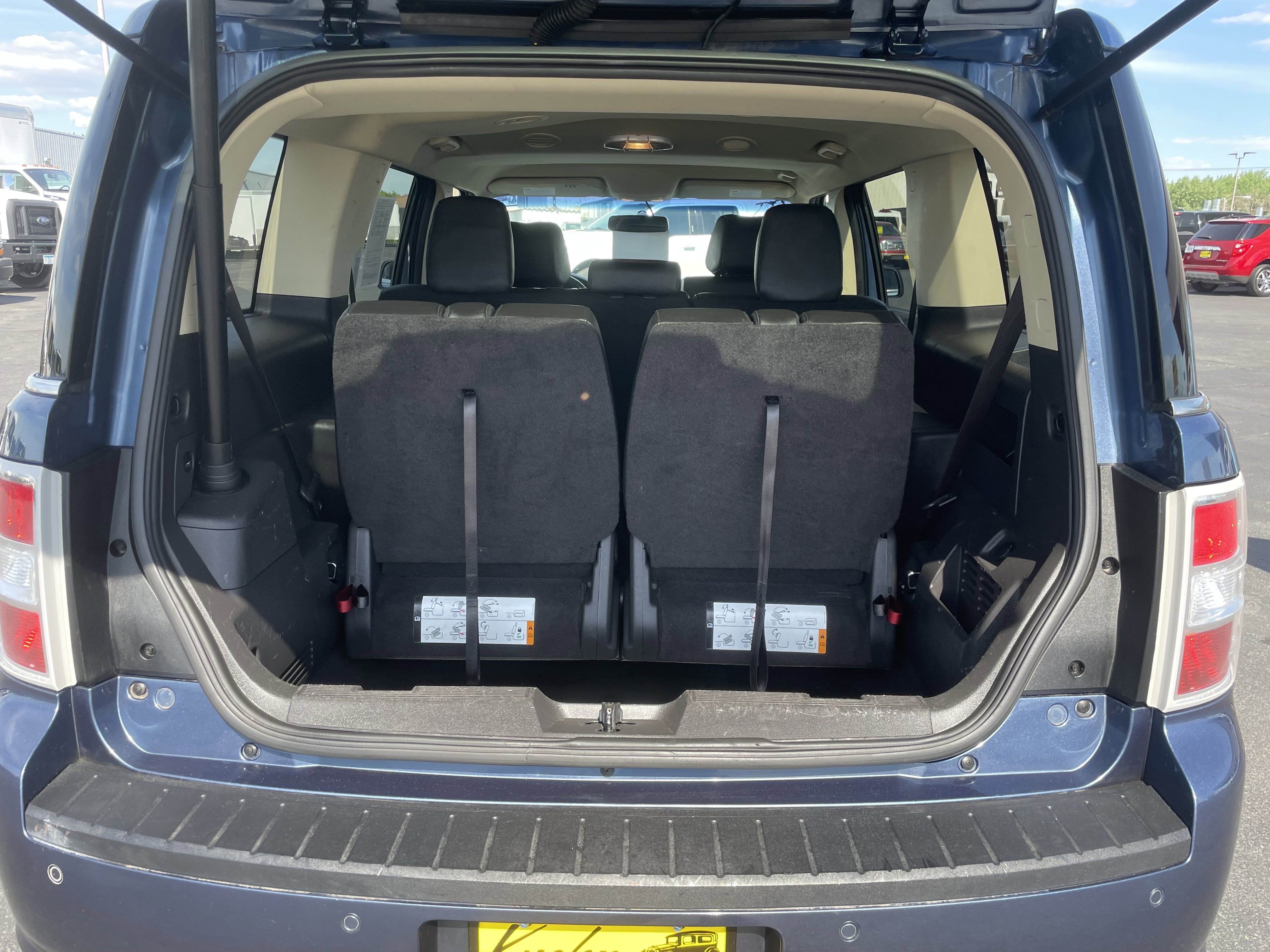 Used 2018 Ford Flex SEL w/ Equipment Group 202A AWD/4WD image 10