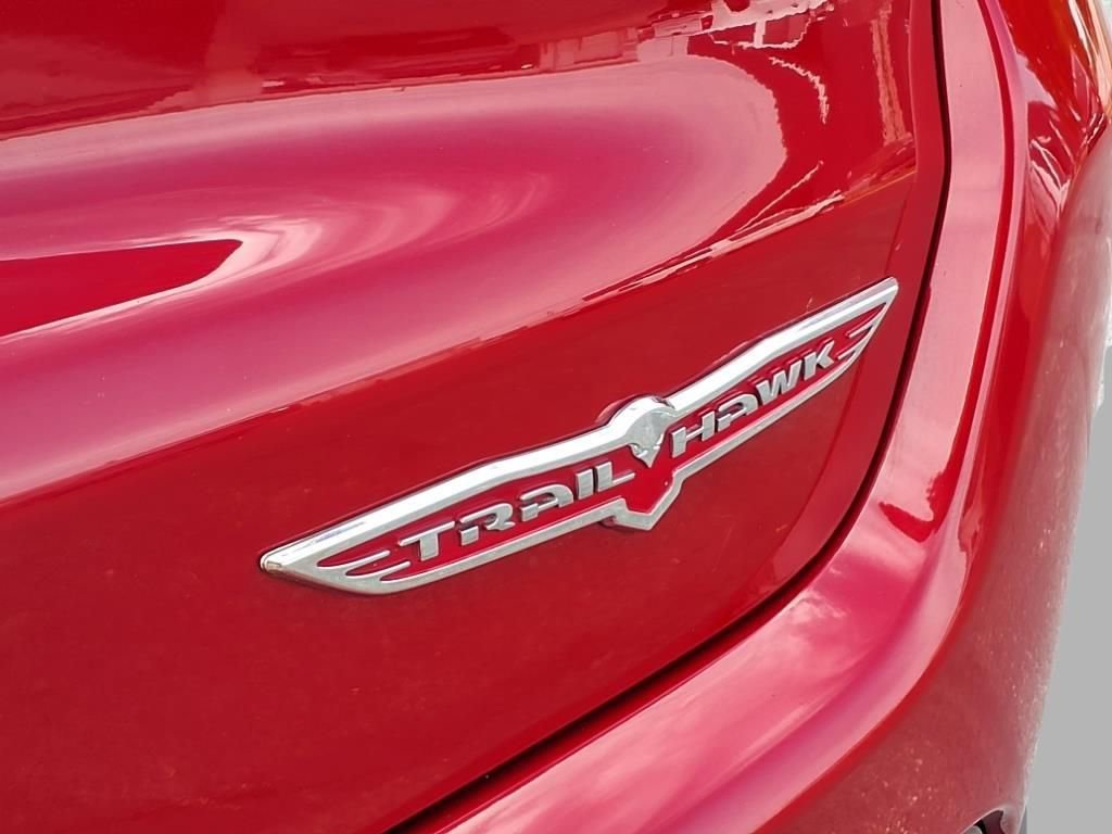 Used 2020 Jeep Compass Trailhawk image 20