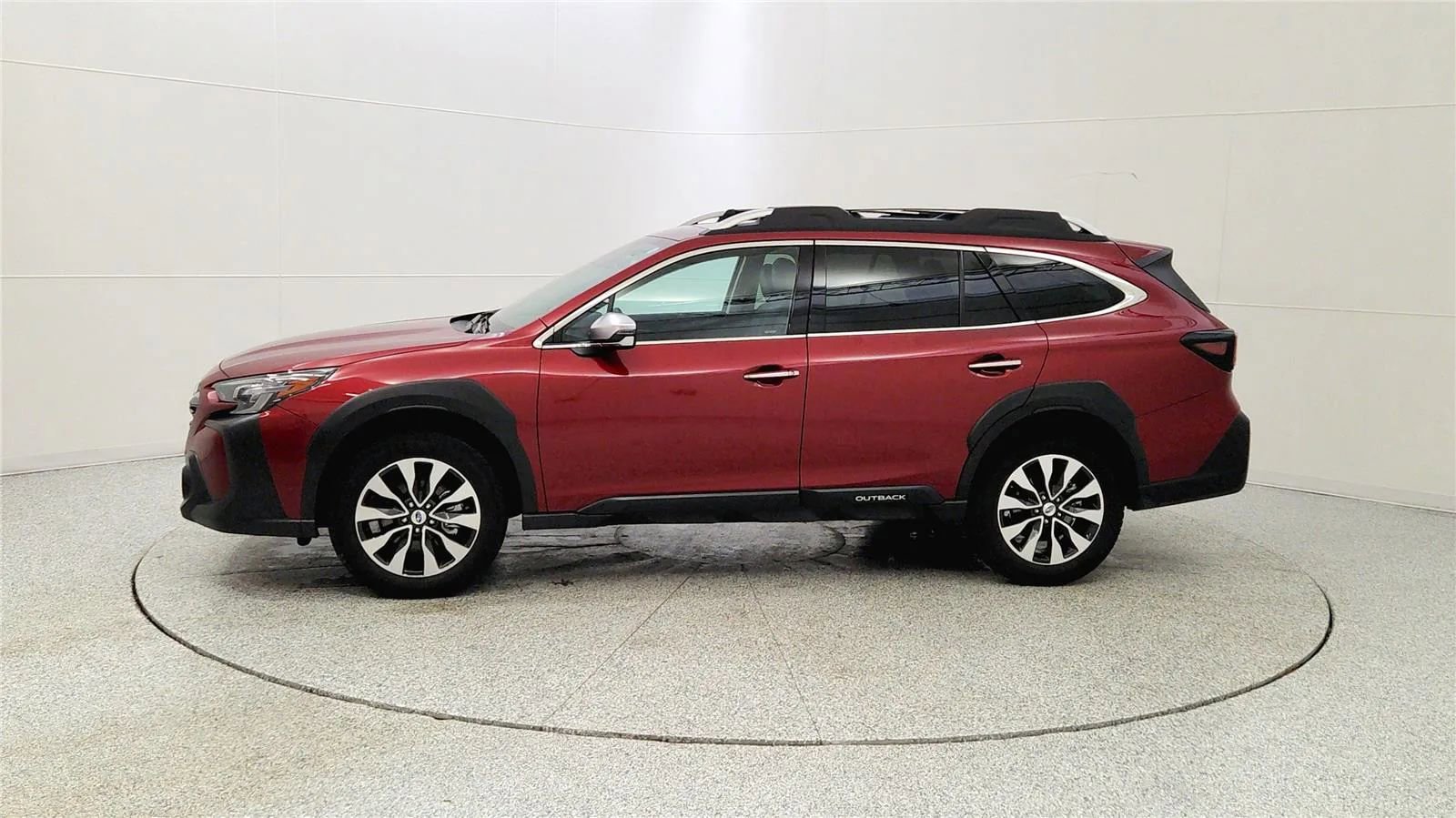 Used 2024 Subaru Outback Touring image 4