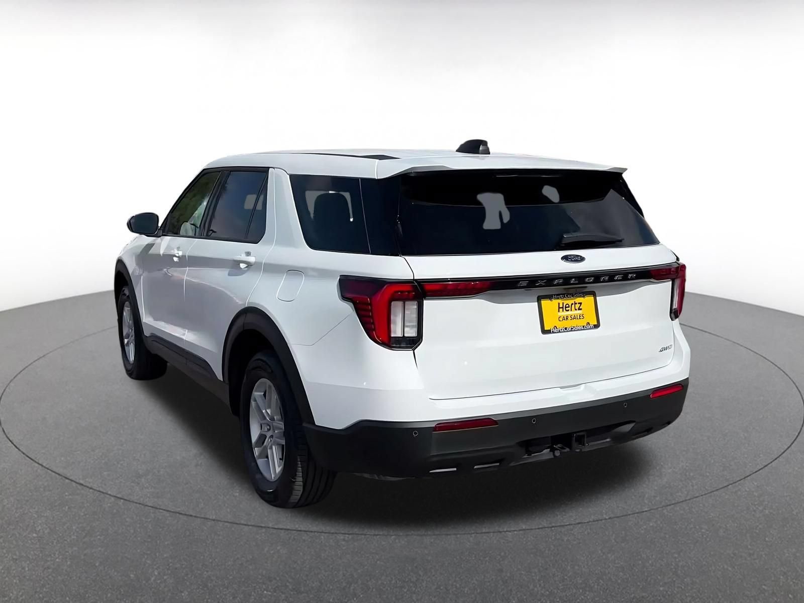 Used 2026 Ford Explorer Active AWD/4WD image 10