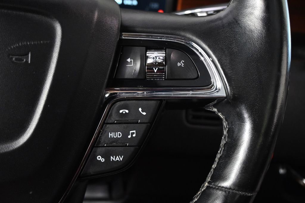 Used 2021 Lincoln Navigator Reserve AWD/4WD image 36