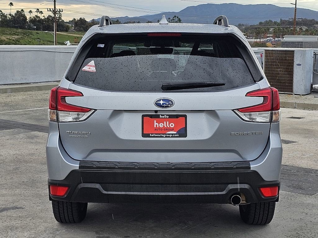 Used 2020 Subaru Forester Limited w/ Popular Package #3 image 16