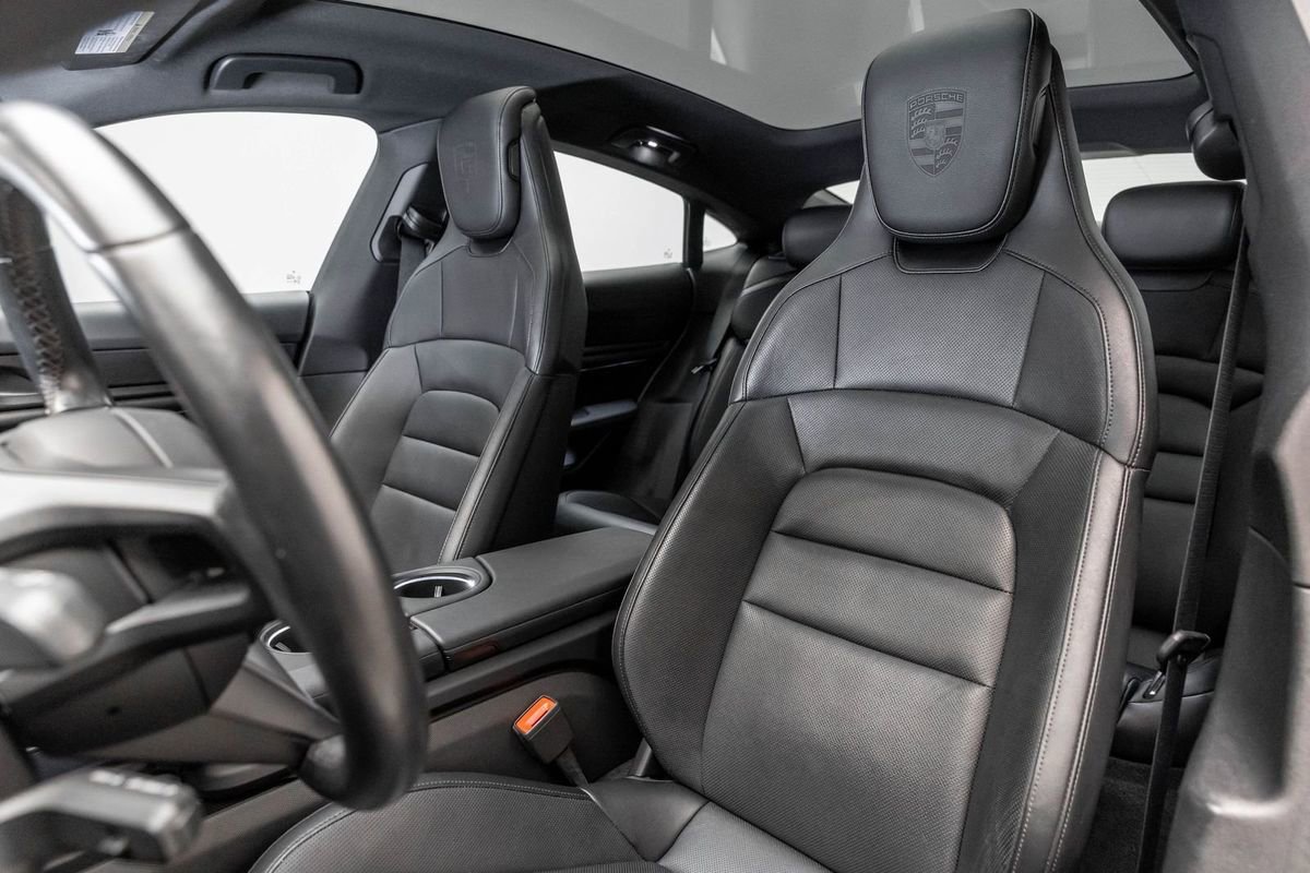 Used 2020 Porsche Taycan 4S image 35