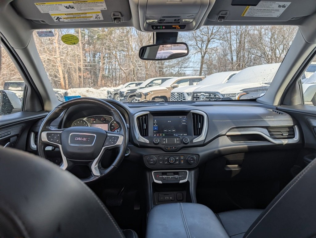 Used 2022 GMC Terrain SLT image 22