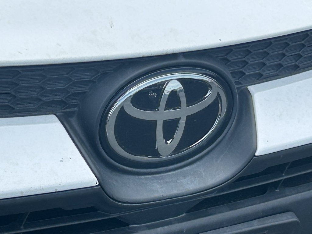 Used 2024 Toyota Corolla LE FWD image 10