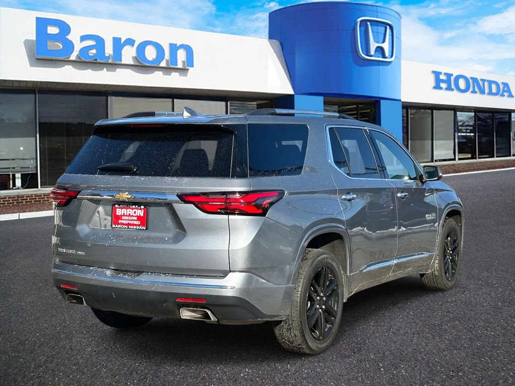 Used 2023 Chevrolet Traverse High Country AWD/4WD image 5