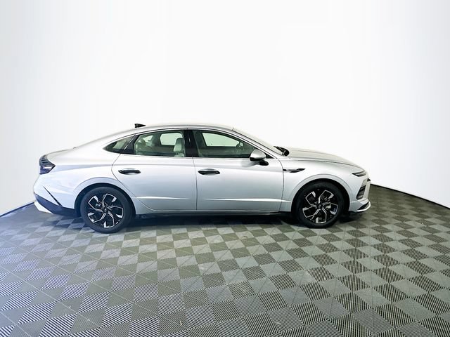 Used 2024 Hyundai Sonata SEL FWD image 9