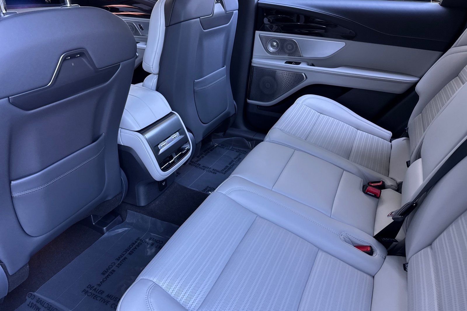 New 2026 Lincoln Nautilus Reserve image 10