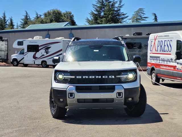 New 2026 Ford Bronco Sport Badlands w/ Sasquatch Badlands Package AWD/4WD image 3