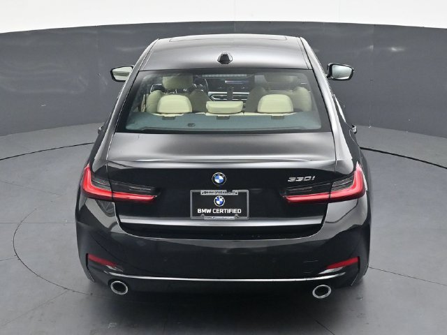 Certified 2024 BMW 330i Sedan w/ Convenience Package RWD image 25