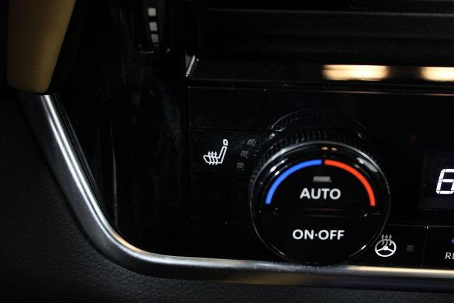 Certified 2021 Nissan Rogue Platinum FWD image 27