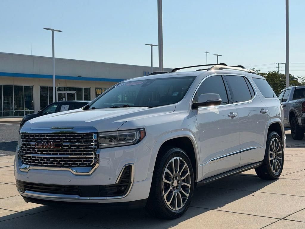 Used 2021 GMC Acadia Denali w/ Denali Technology Package FWD image 8