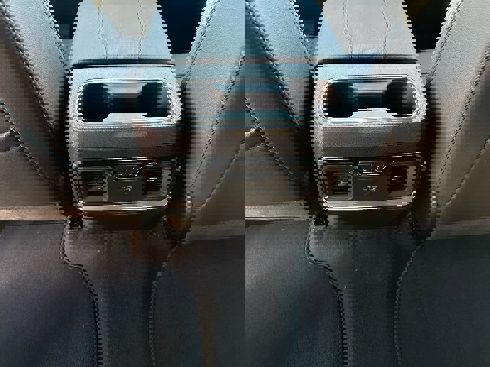 New 2026 GMC Sierra 2500 SLT w/ SLT Premium Package image 13