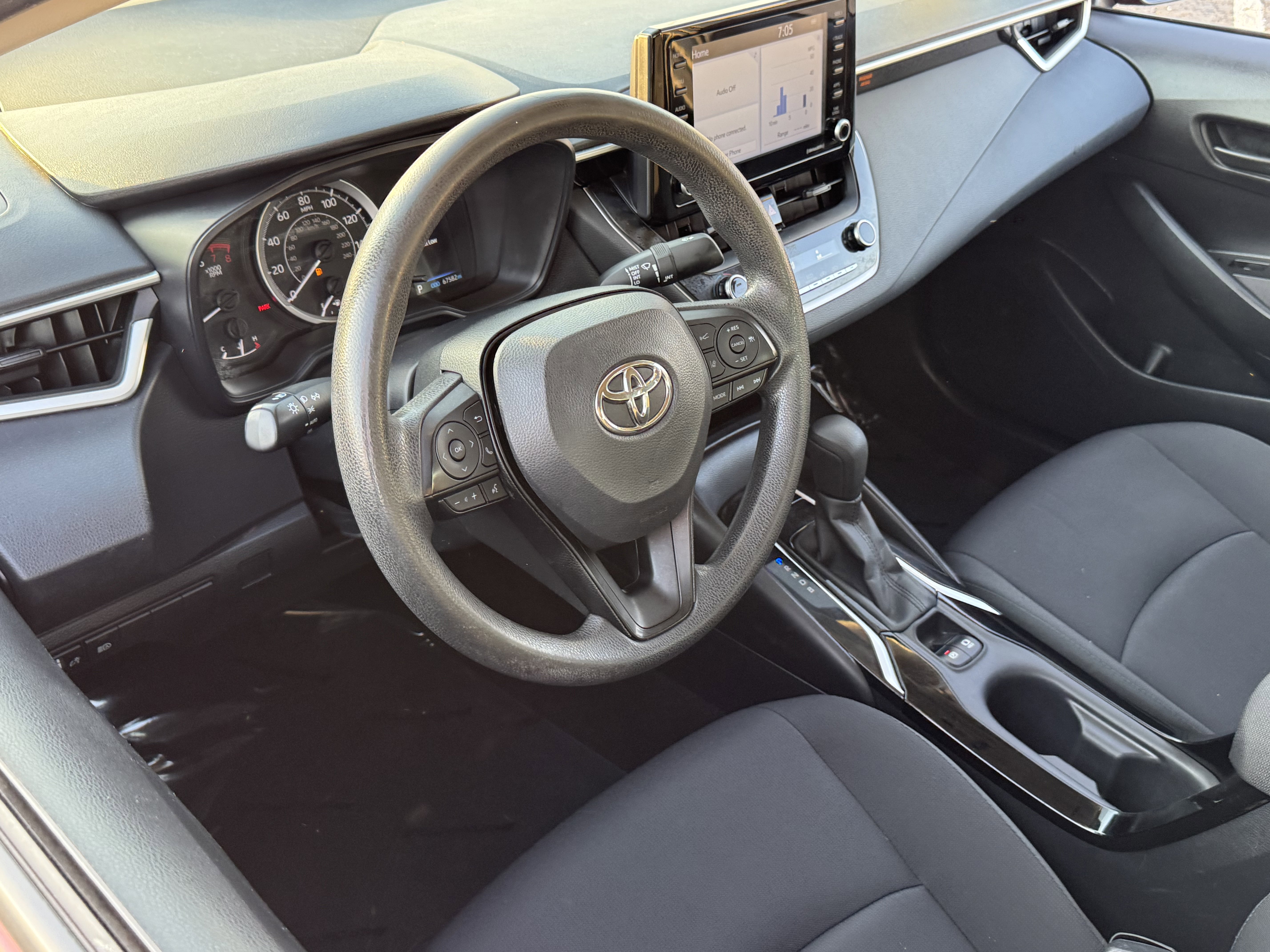 Used 2022 Toyota Corolla LE FWD image 7