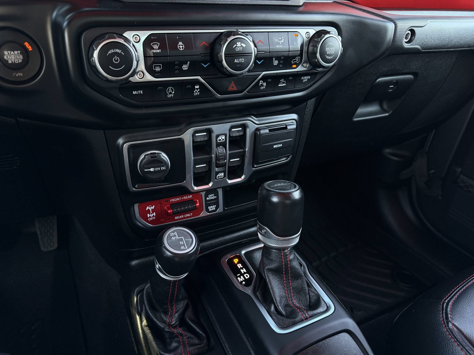 Used 2020 Jeep Gladiator Rubicon AWD/4WD image 21