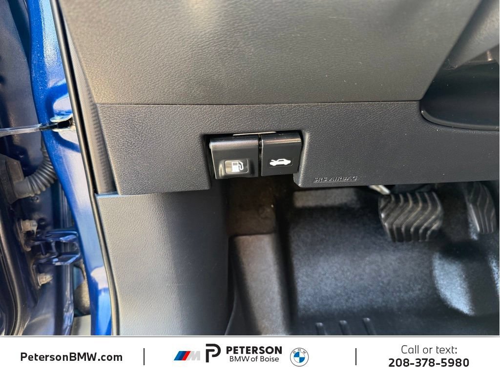 Used 2020 Nissan Kicks SR w/ SR Premium Package FWD image 28