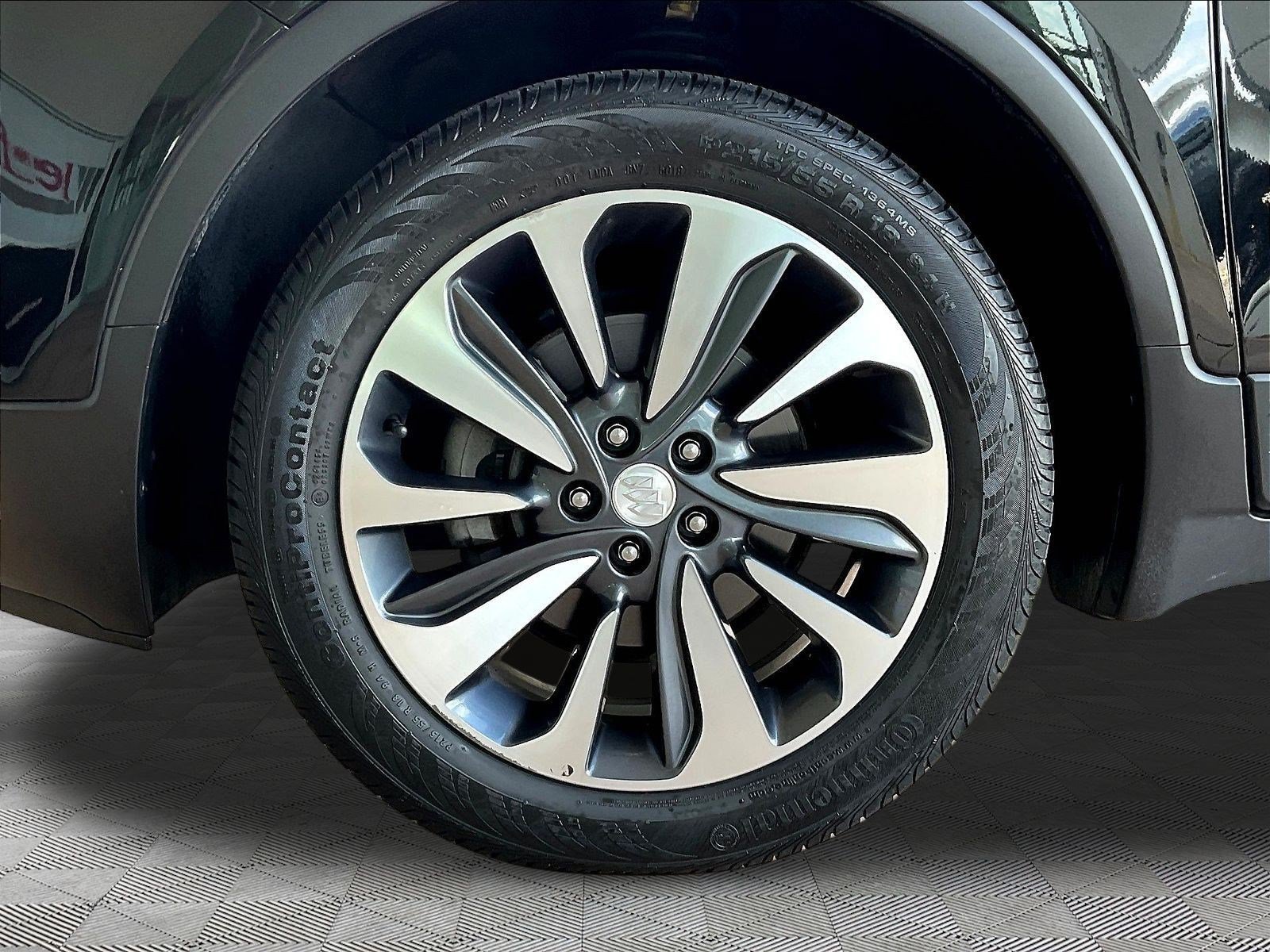 Used 2021 Buick Encore Preferred w/ Safety Package FWD image 31
