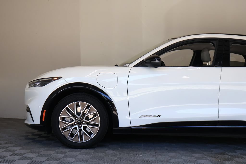 Used 2024 Ford Mustang Mach-E Premium RWD image 8