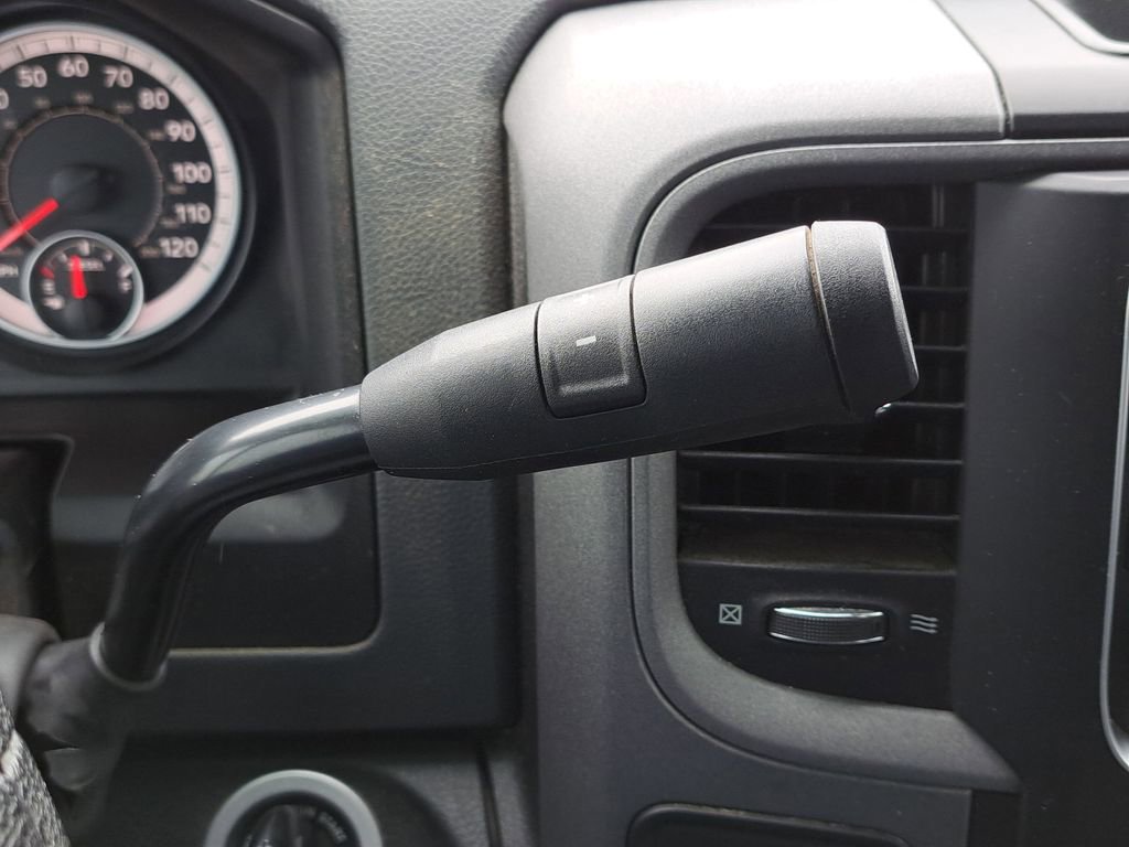 Used 2017 RAM 3500 Tradesman w/ Chrome Appearance Group image 23