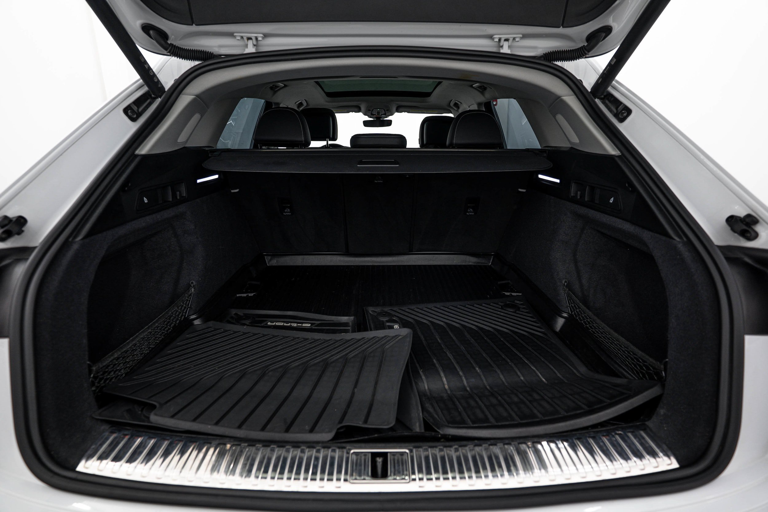 Certified 2024 Audi Q8 e-tron Premium Plus AWD/4WD image 20