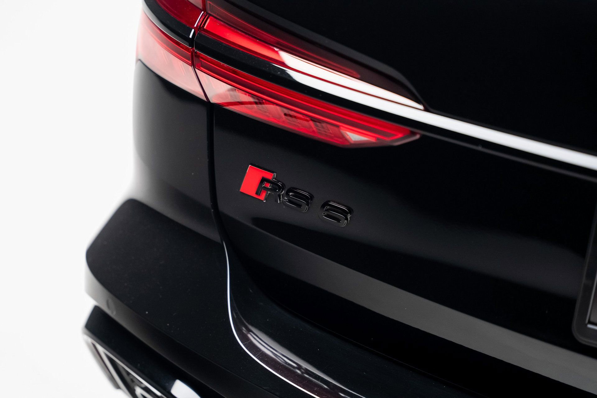 Used 2022 Audi RS 6 AWD/4WD image 27