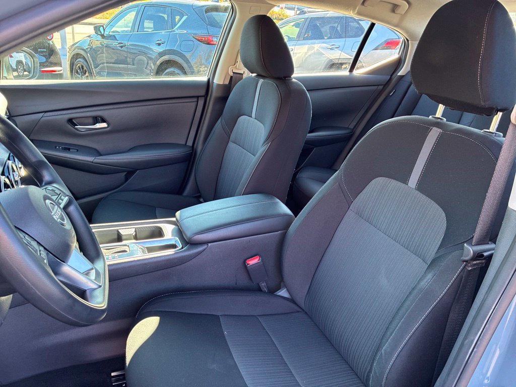 Certified 2025 Nissan Sentra SV FWD image 14
