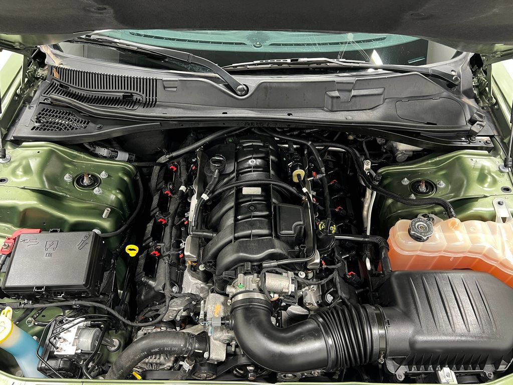 Used 2023 Dodge Challenger R/T w/ Plus Package image 29