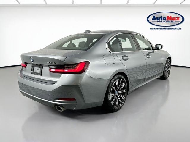 Used 2025 BMW 330i xDrive Sedan w/ Convenience Package image 2