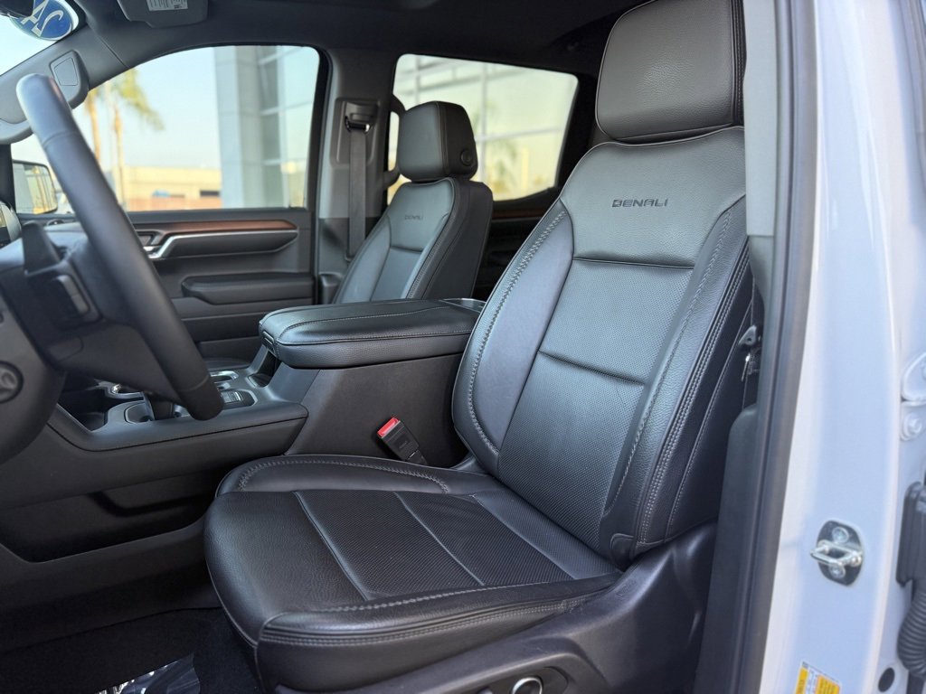Used 2024 GMC Sierra 1500 Denali w/ Denali Reserve Package image 10