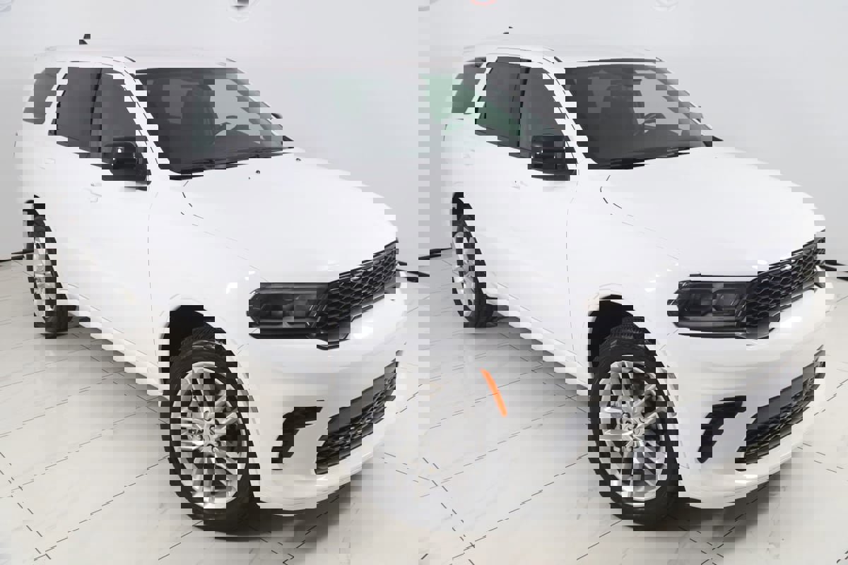 Used 2025 Dodge Durango GT w/ Trailer Tow Group IV image 18