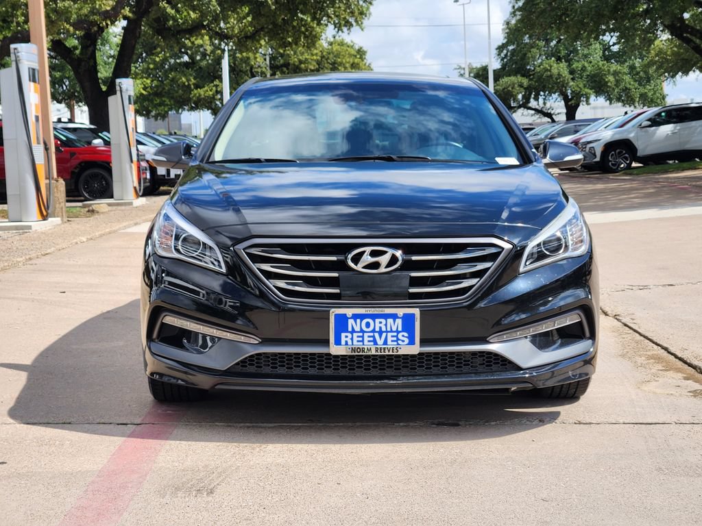 Used 2017 Hyundai Sonata Limited w/ Ultimate Package 04 FWD image 2