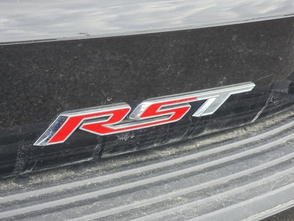 Used 2021 Chevrolet Suburban RST w/ Rear Media and Nav Package image 32