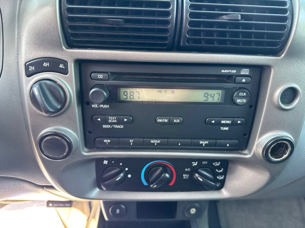 Used 2011 Ford Ranger XLT AWD/4WD image 17