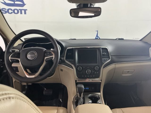Used 2017 Jeep Grand Cherokee Limited AWD/4WD image 35